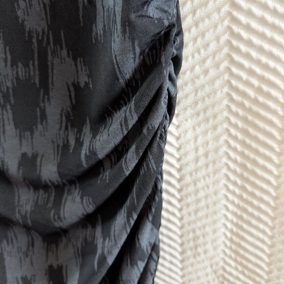 Banana Republic Ruched Midi Dress Black Gray Abstract Print Stretch Size Small - Picture 6 of 9